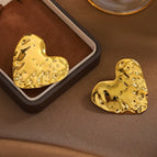 Gold / Love heart stud earrings