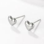 Silver / Ear Studs
