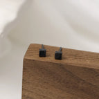 Black Square/1 Pair