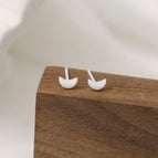 White Moon/1 Pair