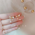 Oil dripping bow earrings