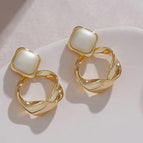 White Earrings D18