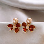 5 # Silver Needle-Flower Pearl (Real Gold Plating)