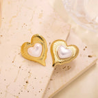 ED082 Striped Heart Pearl Earrings Gold