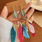 18-Bohemian Colored Feather Ear Hook 652