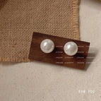 White Earrings-14mm