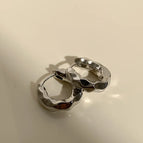 70# Ear Clip-Silver Circle. (Real Gold Plating)