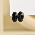 Pearly black color