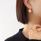 F560 Gold Earrings
