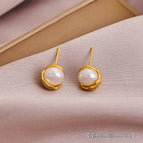 16#A Pair of Pearl Earrings (S925 Silver Needle)