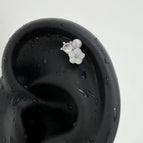 A1537 Pearl Zircon White Flower