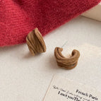 Entwined Melad Brown-Silver Needle