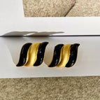 2403261a Black Gold Stud Earrings (Sterling Silver Needle)