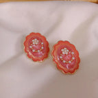 Pink Garland Style