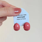Pink Coffee Cream C-shaped Small Gold Bean Earrings