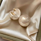 Beige Pearl Stud Earrings with Bite Edge (Thickened Real Gold Plating)