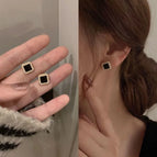 61# Square Black Dripping Oil【E0199 Silver Needle】