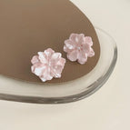 Pearl Powder Flowers