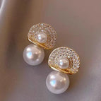 Pearl Stud Earrings / 14K