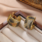 A Ear Clip