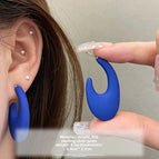 1844 Sapphire Blue Crescent