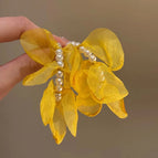 Pearl Yellow Petal Beaded C-shaped Stud Earrings