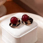 E1047/Red