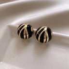 Silver Needle-Black