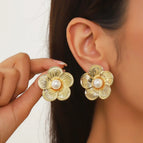 #Golden pearl texture flowers