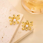 ED081 Eight-Petal Flower Pearl Earrings Gold