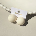 Ivory / Ear Studs