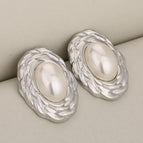 Palace Style Oval Pearl Stud Earrings / Silver / 1 Pair/bag