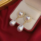 White Pearl Water Drop Ear Clip