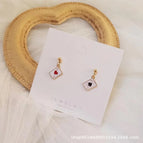 A Pair of a Poker [Earrings]