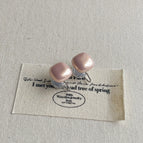Lotus Pink Square Pearl Ear Clip