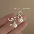 Bow Pearl Earrings