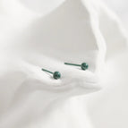 Dark Green Balls/1 Pair / 4mm