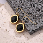 16.5x14.5mm (Needle Thickness:0.8mm) / Black Crystal Square Earrings (Gold) / 1 Pair/Package
