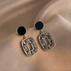 Black Auricular Needle / 14K