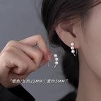 59#Three pearl silver ear hooks
