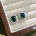 Pigeon Egg Emerald-Silver Needle