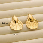 R182 Fishtail-Gold