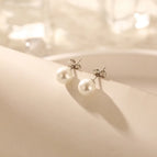 One Size / Silver / Pearl Stud Earrings