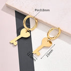 23x12.5mm / Light Gold Love Key Earrings (Gold) / 1 Pair/Package