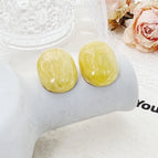 Pearl yellow