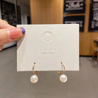 60# Pearl Ear Clip