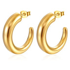 Pointed Hollow C- Shaped Earrings Gold / 18K