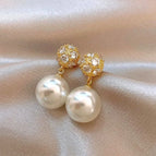 6#Gold zircon pearl stud earrings