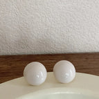 White Earrings B10