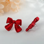 No. 5/Red Ear Clip